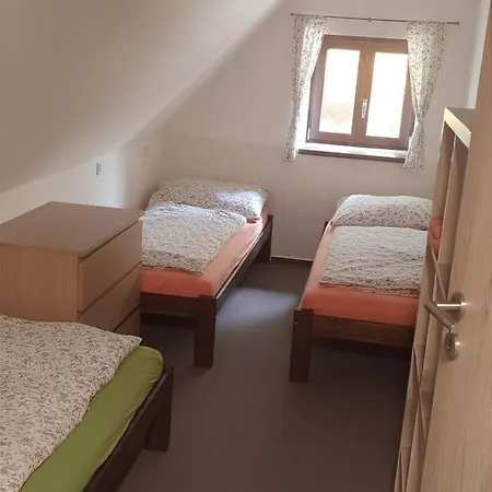 Ve Mlýně - - Kopřivná 3*
